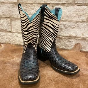 Super cute zebra top Ariat QuickDraw Cowboy Boots